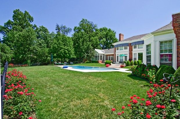 F__ Garden and Pool Back of House_0213.jpg